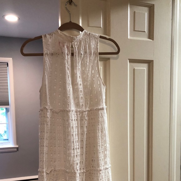 White Lilly Pulitzer eyelet dress - Picture 2 of 7